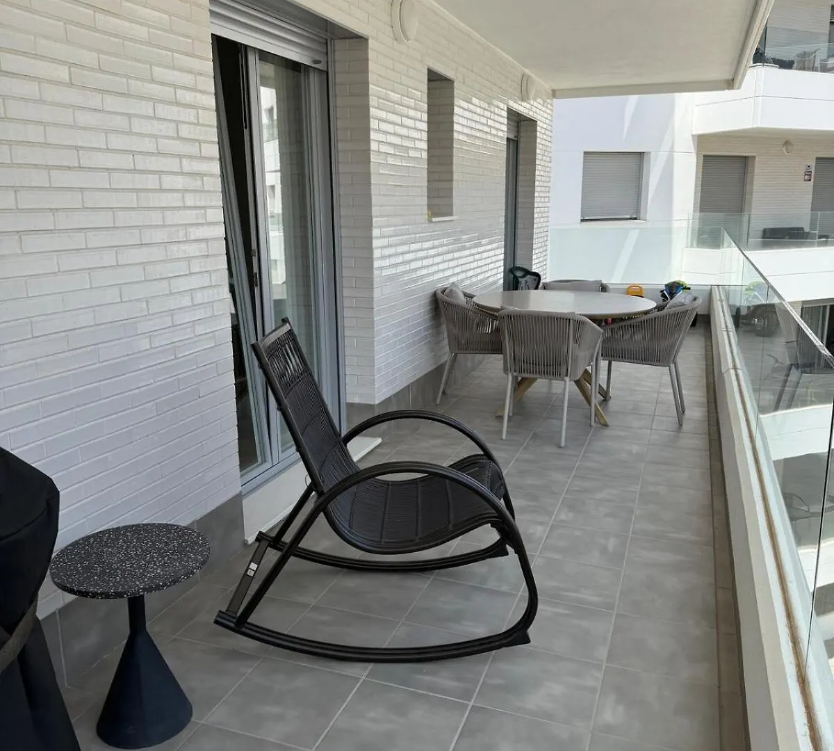 Apartment Spacious And Bright Only In August - Apartamento Espacioso Y Luminoso Disponible Solo En Agosto 마르베야 스페인