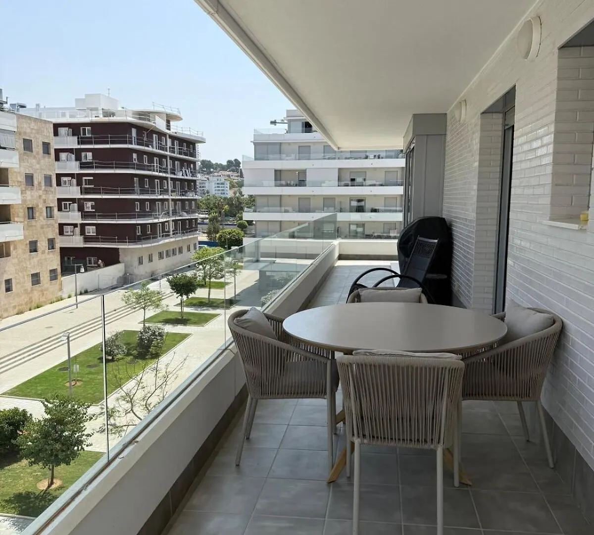 Apartment Spacious And Bright Only In August - Apartamento Espacioso Y Luminoso Disponible Solo En Agosto 마르베야 스페인