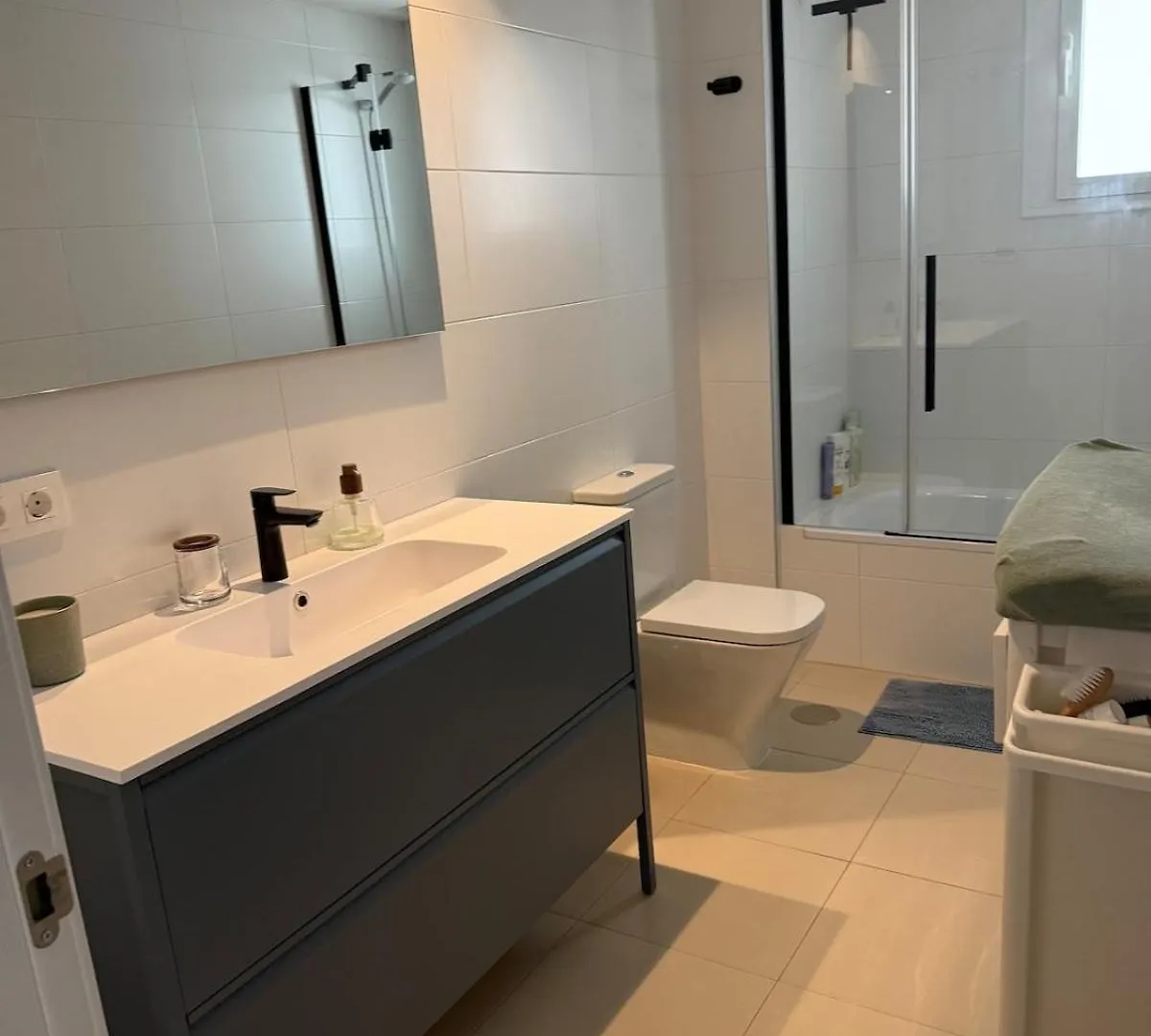 Apartment Spacious And Bright Only In August - Apartamento Espacioso Y Luminoso Disponible Solo En Agosto Marbella
